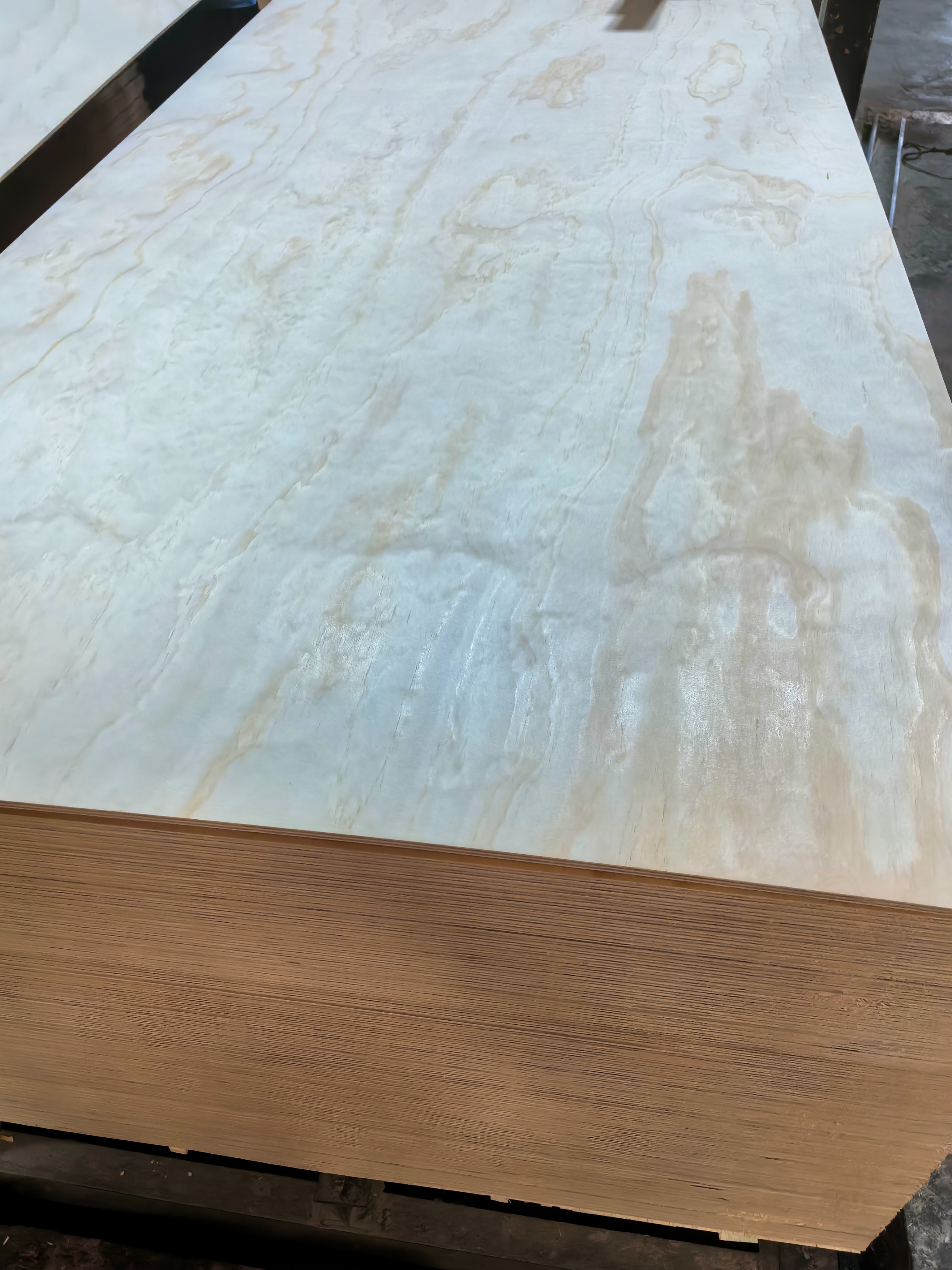 Pine Plywood with E1 Glue C/D Grade